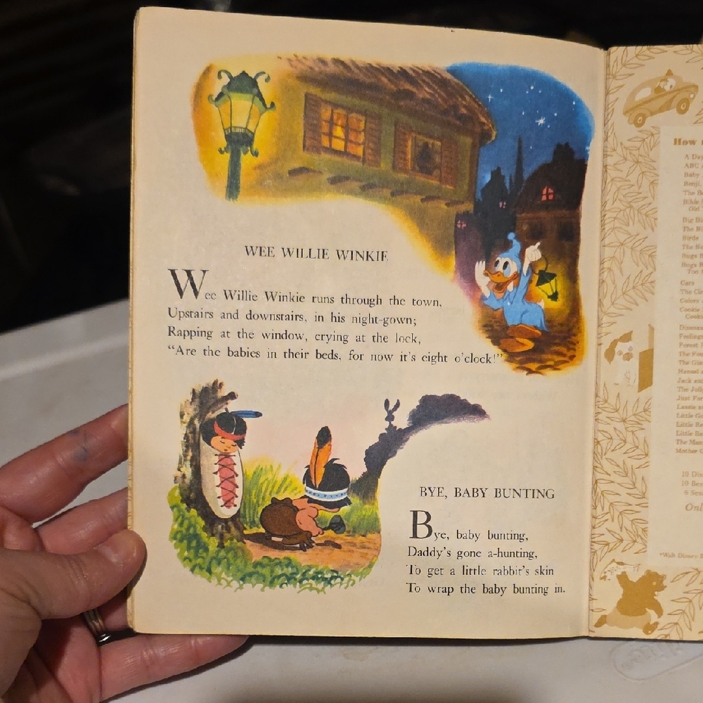 Walt Disney's Mother Goose Little Golden Book - Picture 4 of 4